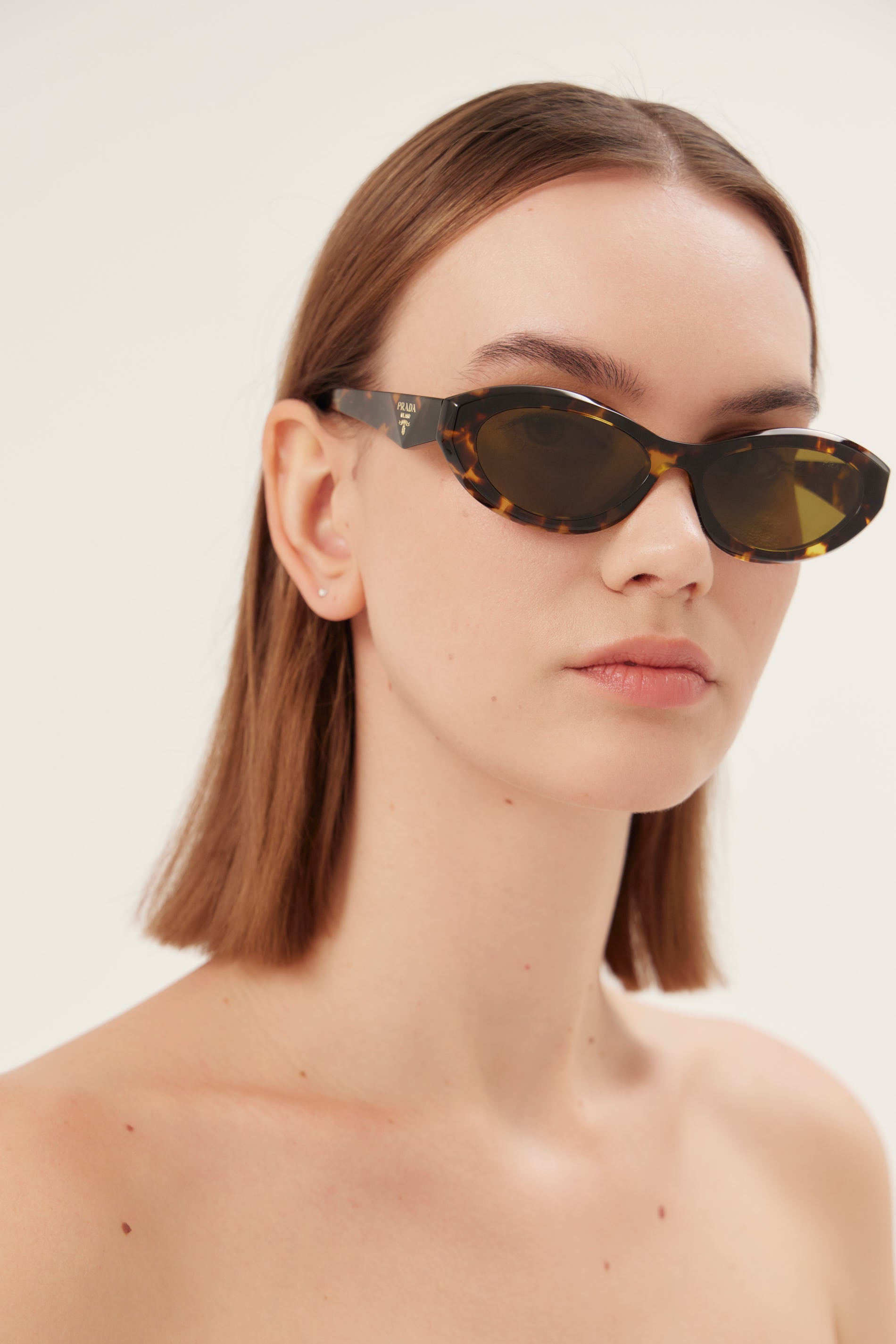 Gafas de sol ovaladas Prada PR26ZS Havana